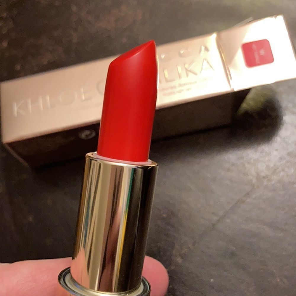 Becca Khloe x Malika Ultimate Lipstick Love Hot Tamale